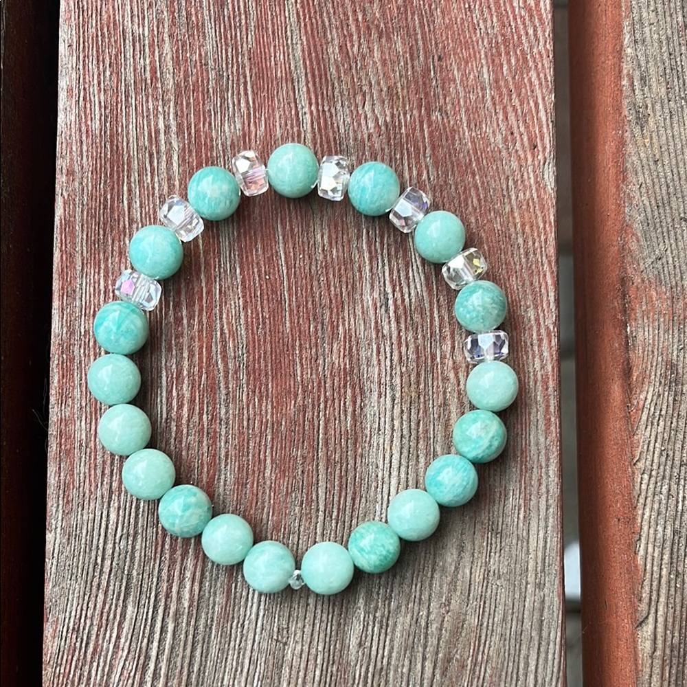Hand crafted amazonite stone stretch bracelet